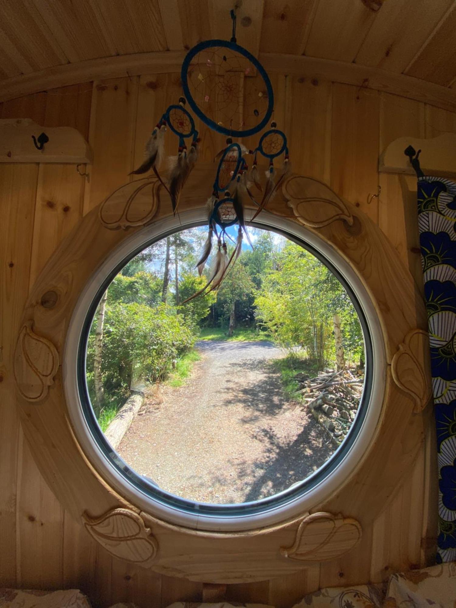 Sapphire forest garden shepherd’s hut Church Stretton Eksteriør billede