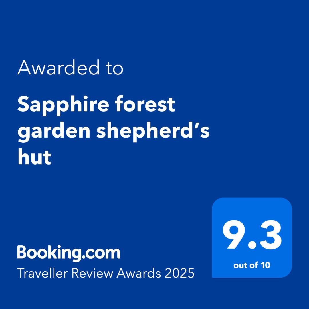 Sapphire forest garden shepherd’s hut Church Stretton Eksteriør billede